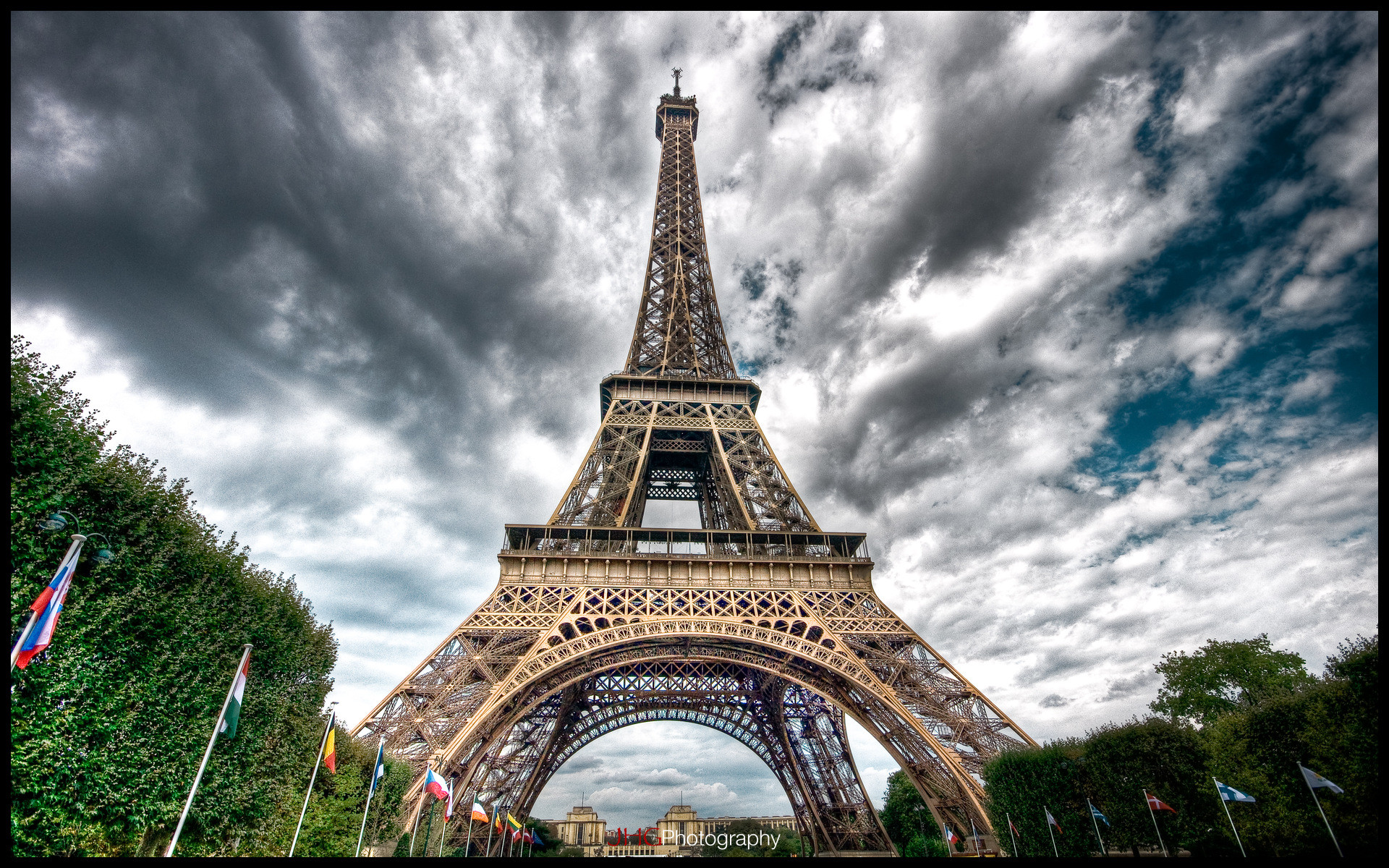 Paris Eiffel Tower - 3 1920x1200