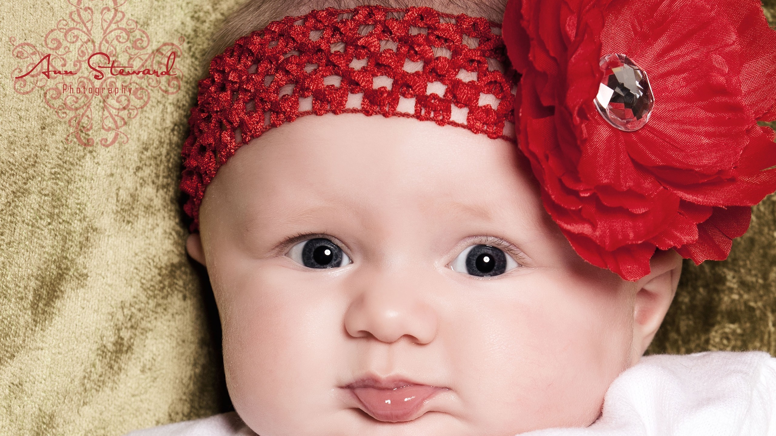 cute babies for free wallpaper 2560Ã1440 2560x1440