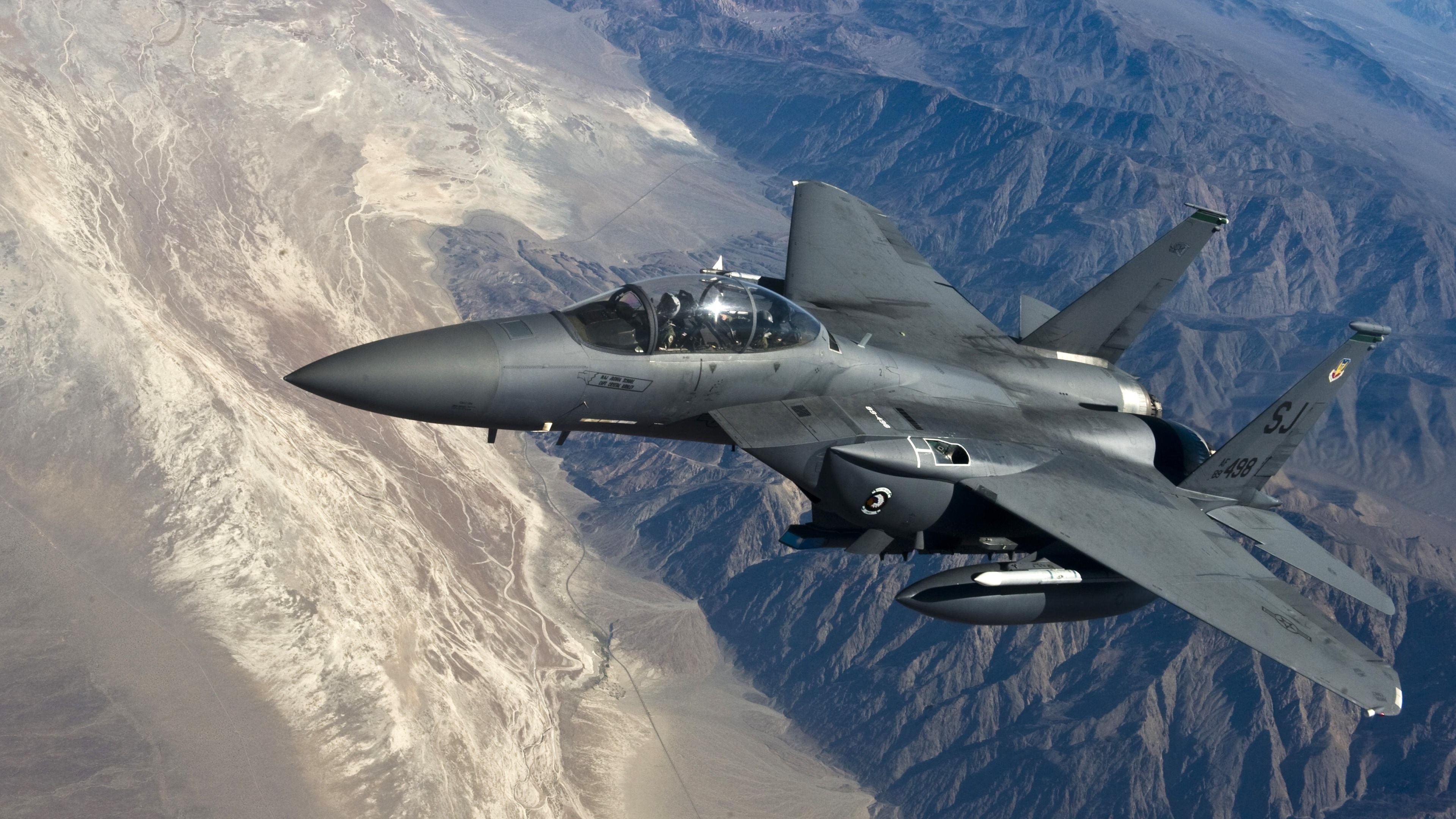 F15 Eagle Resting at Night Is the Wallpaper War Machine of the Day   autoevolution
