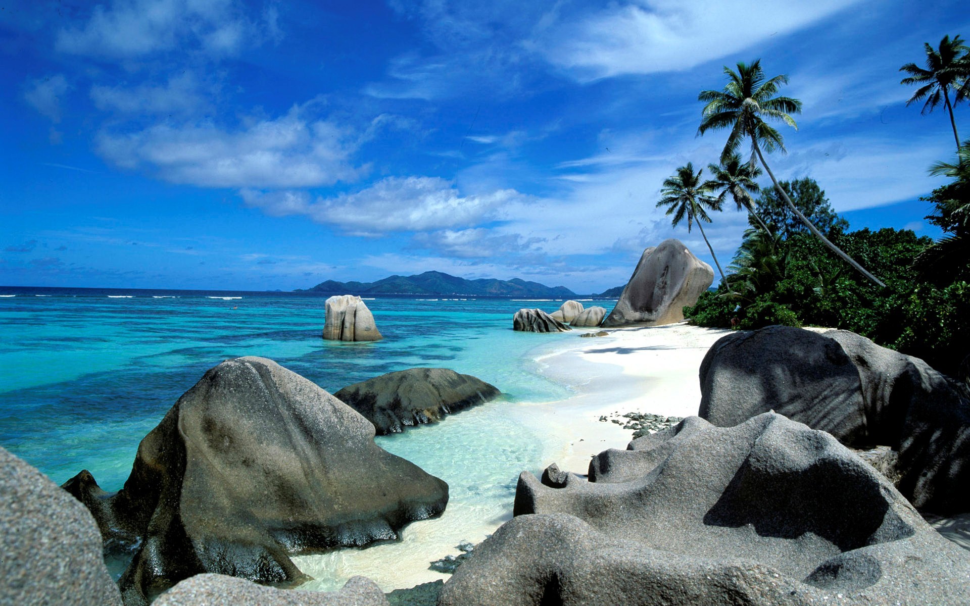 4665 Views 1710 Download Nice Beach Photo Background 1920x1200