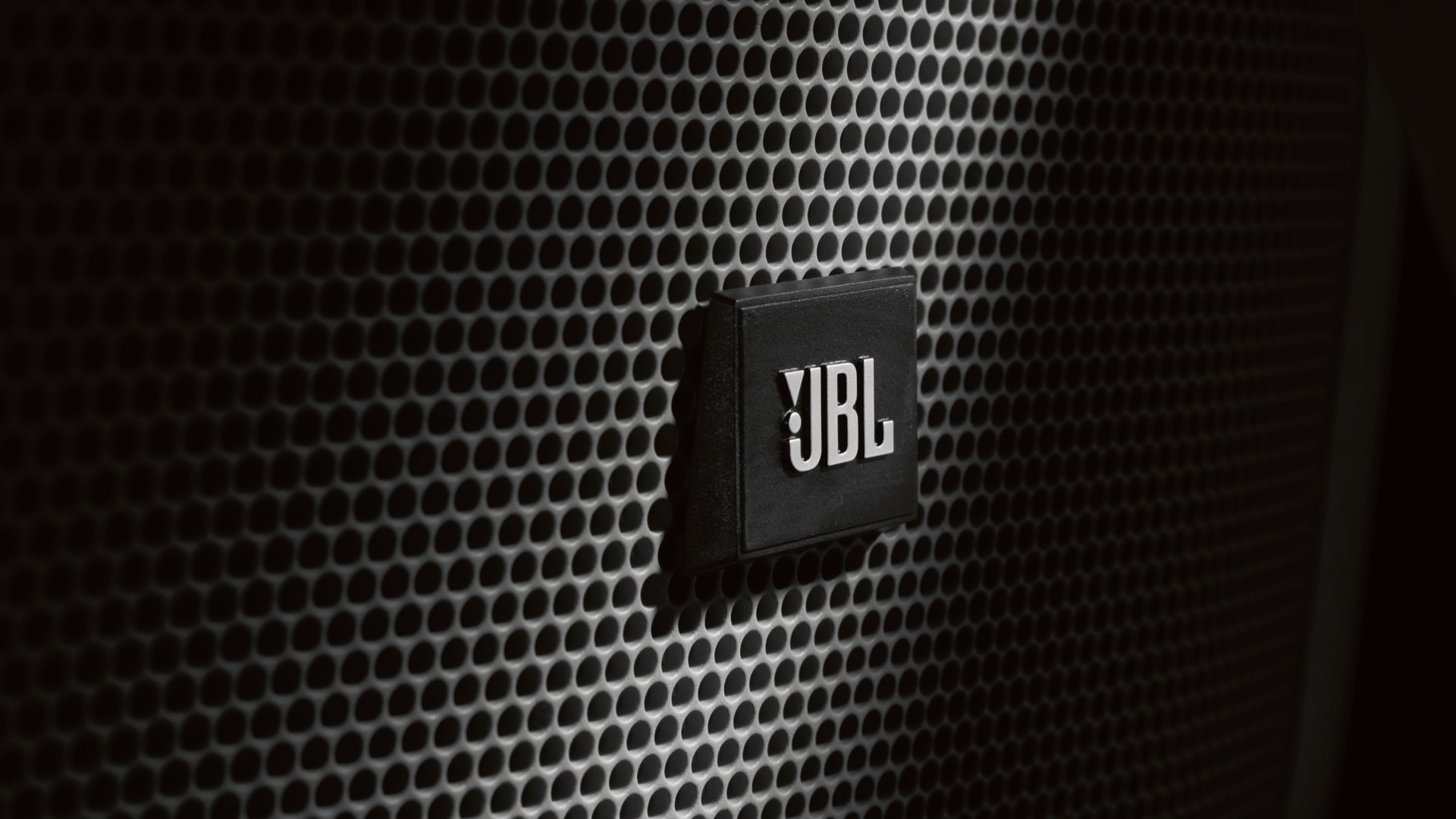 Keeping you entertained while you're stuck at home: JBL has you covered »  EFTM