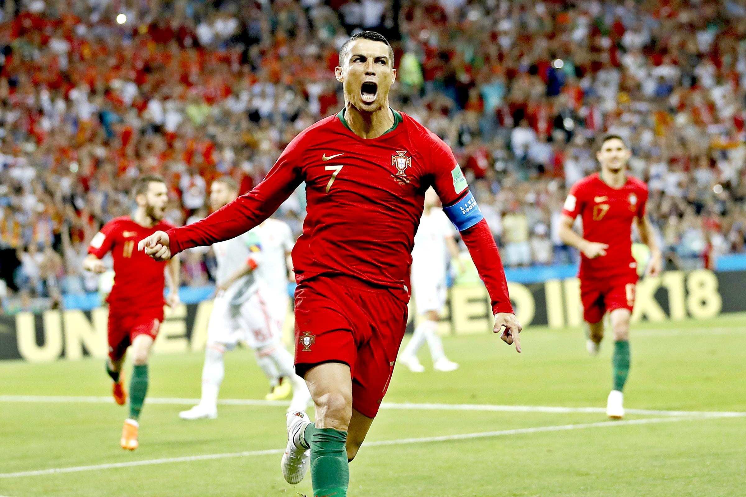 Cristiano Ronaldo Portugal Wallpapers - Wallpaper Cave