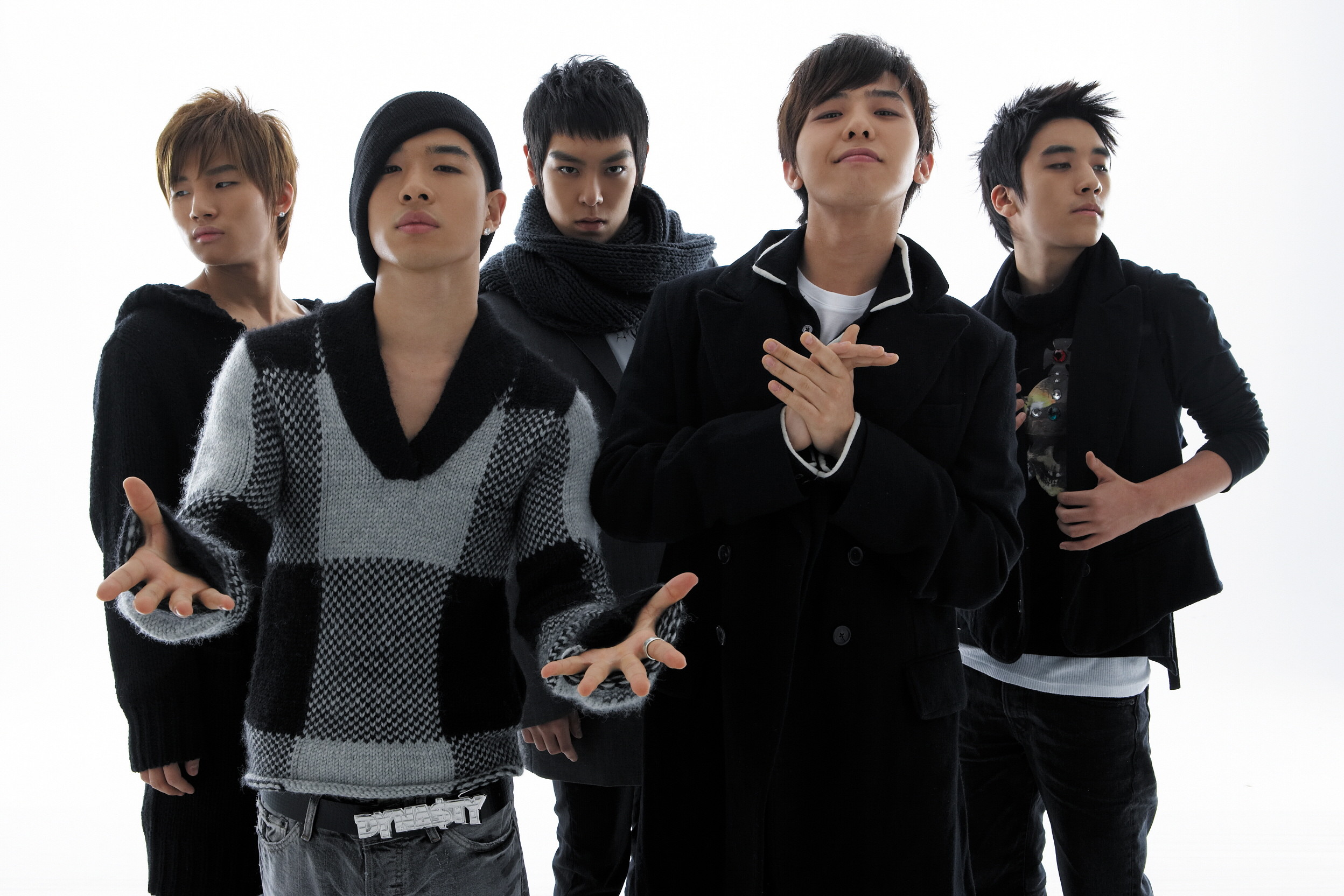 BIGBANG Â· download BIGBANG image 2496x1664