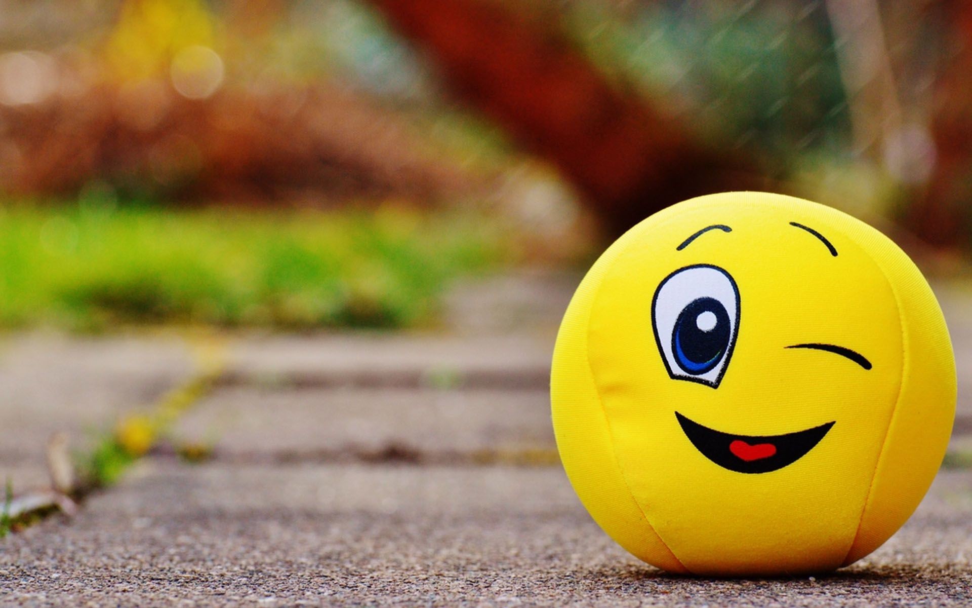 Happy Face Wallpaper 55 images
