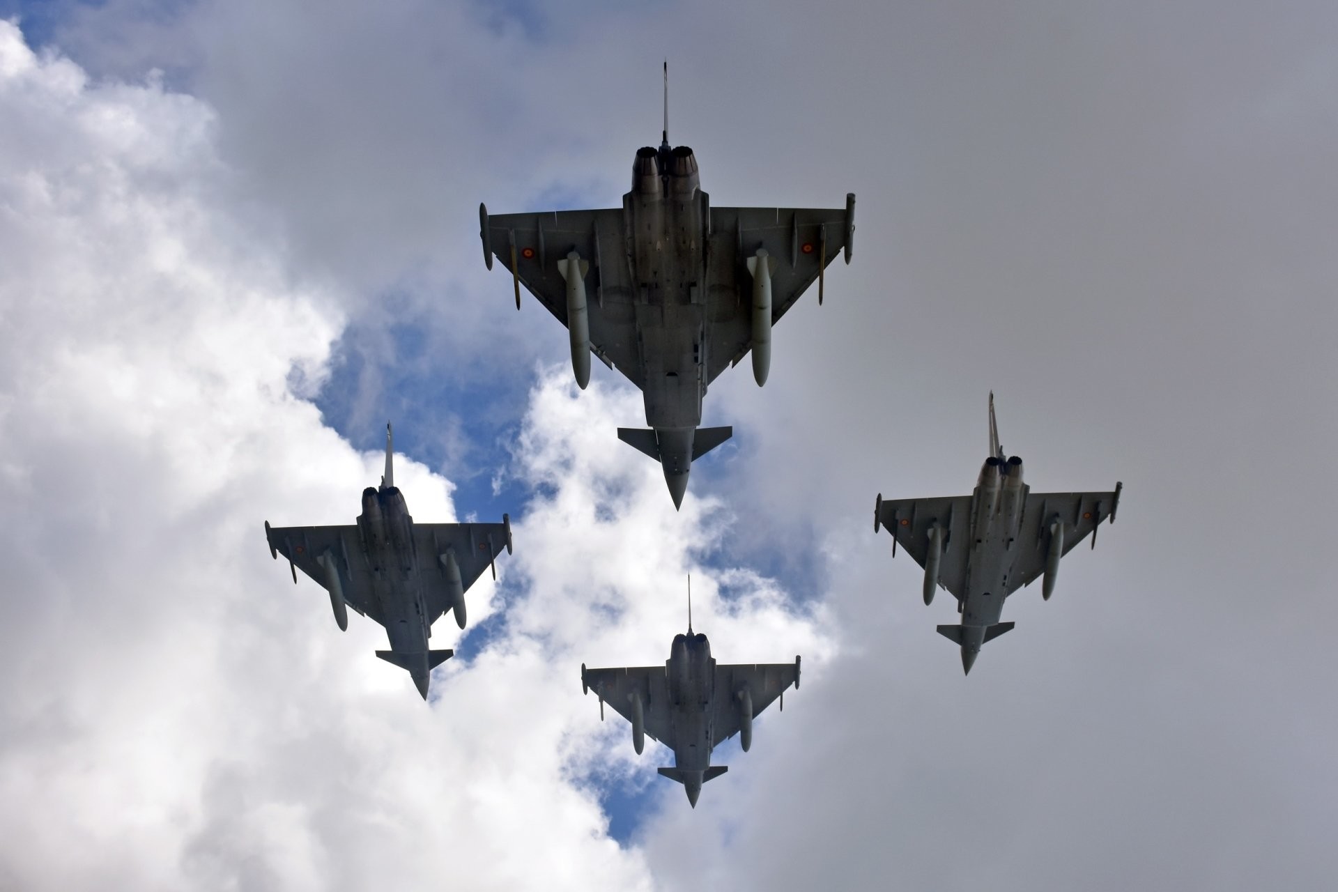Eurofighter Typhoon Jet Fighter Wallpapers 1920x1280