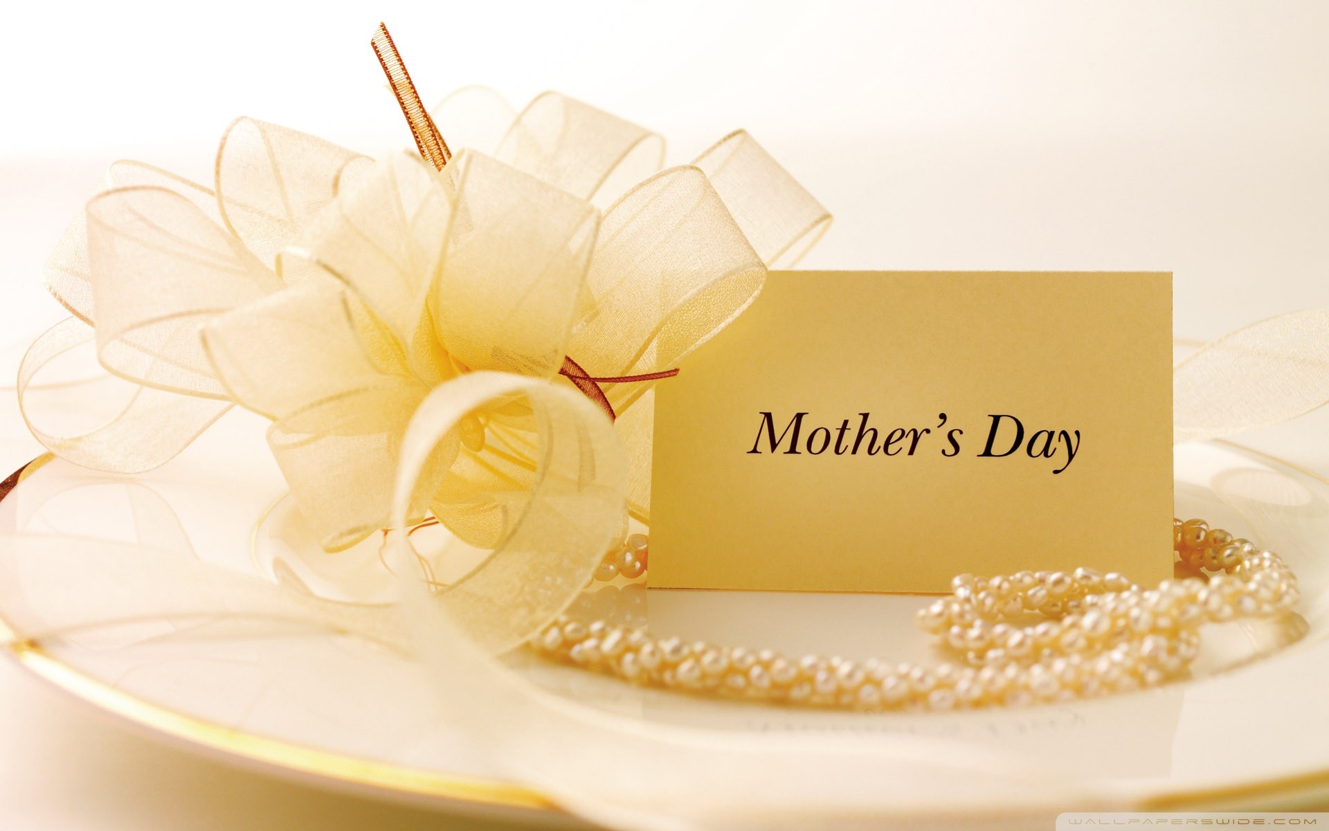 25 Beautiful Mother's Day Wallpapers for Your Desktop - Designbeep
