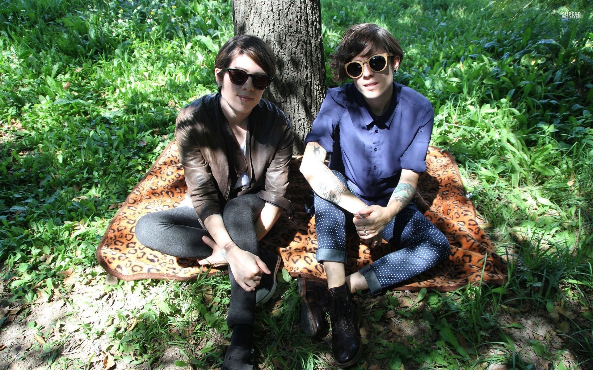 Tegan And Sara 914237 1920x1200