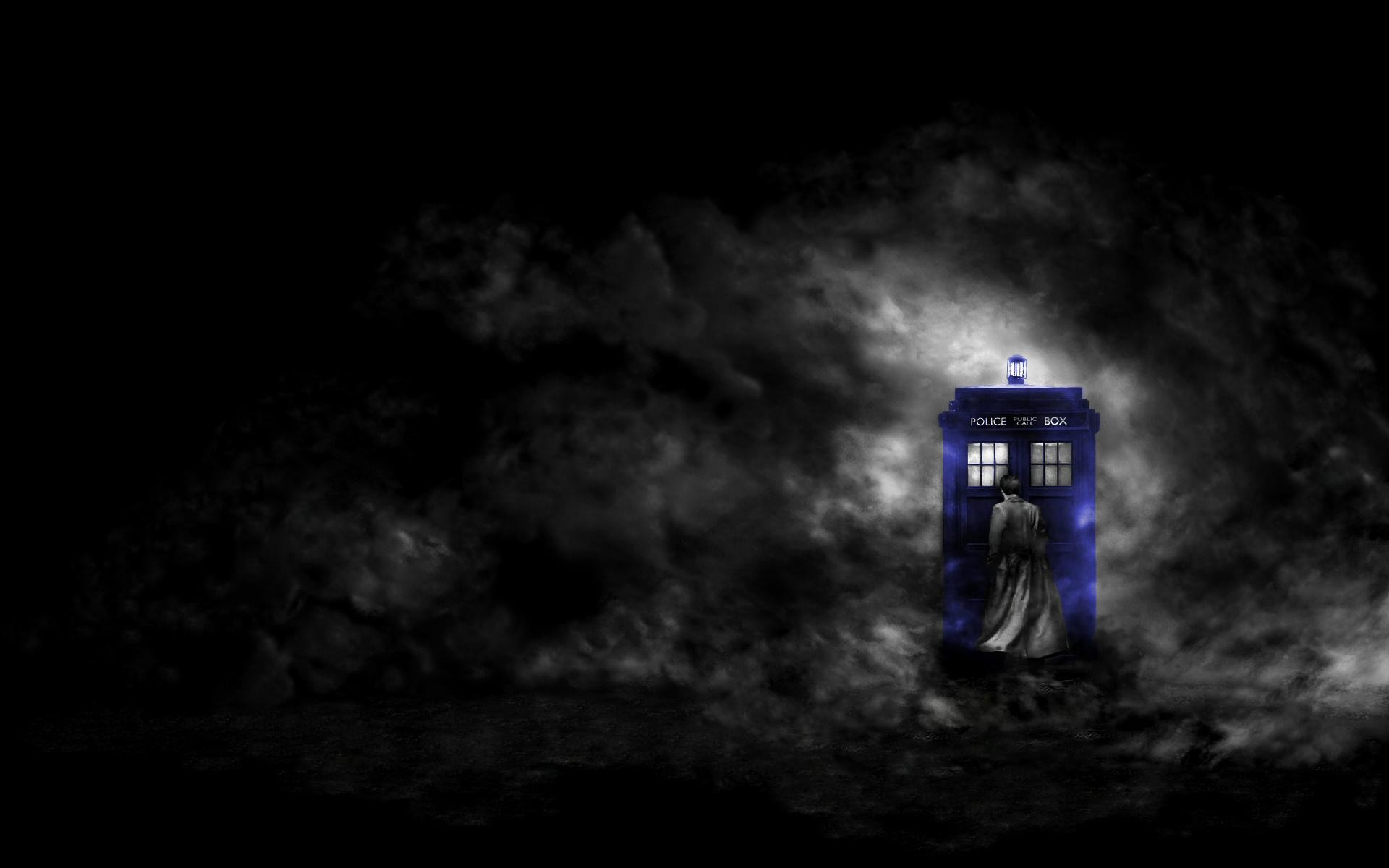 130 Doctor Who Tardis Desktop