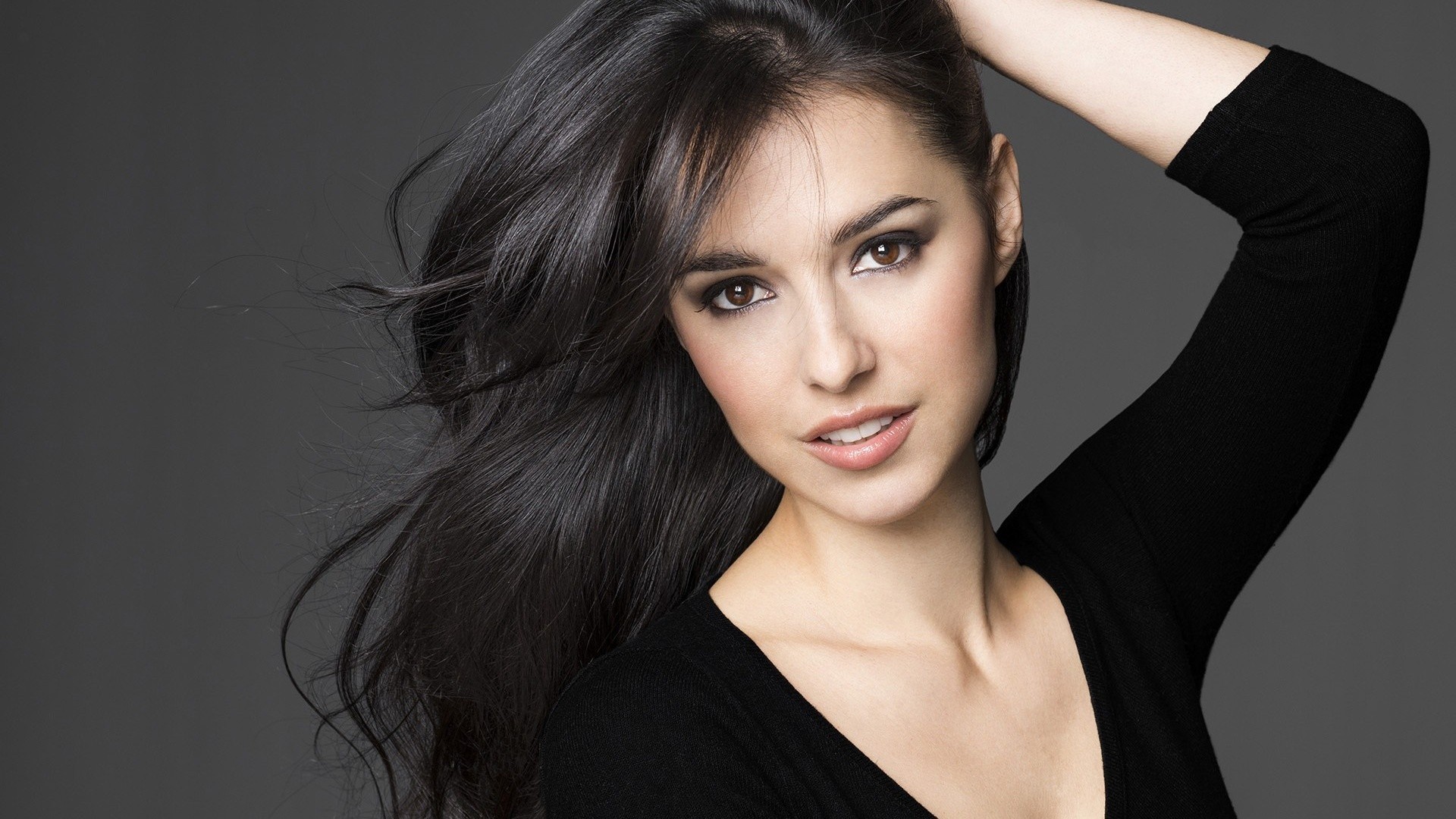 Brunette Cristina Brondo Women ... 1920x1080