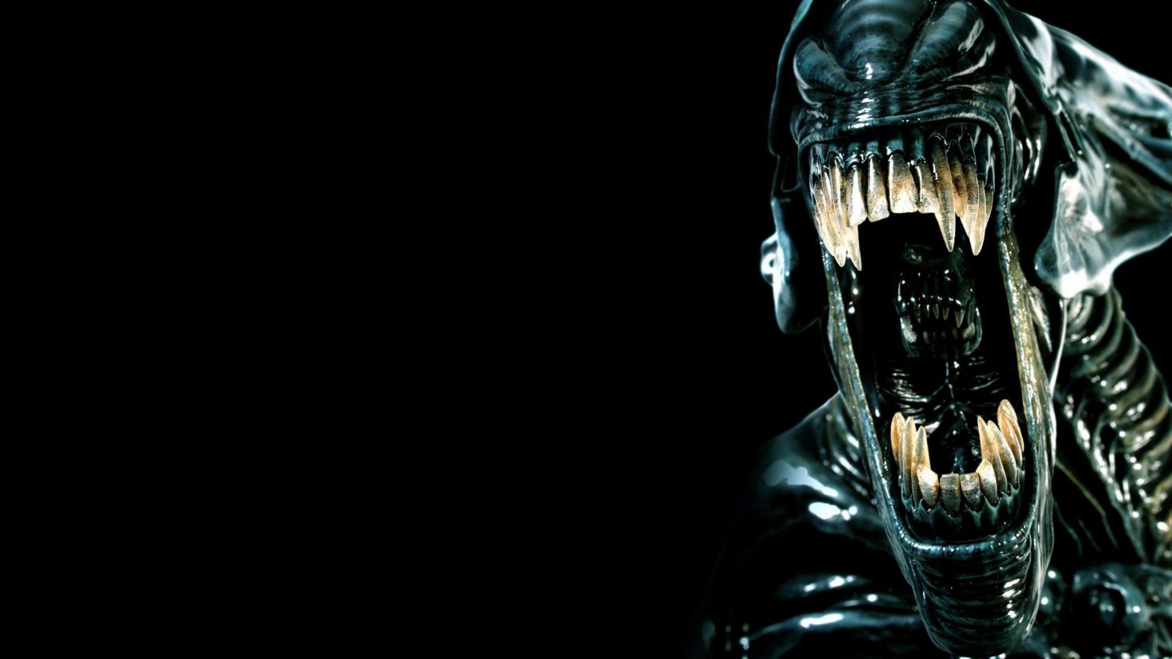 Download Wallpaper 240x320 Mars attacks, Skeleton, Alien, Weapons . 3840x2160