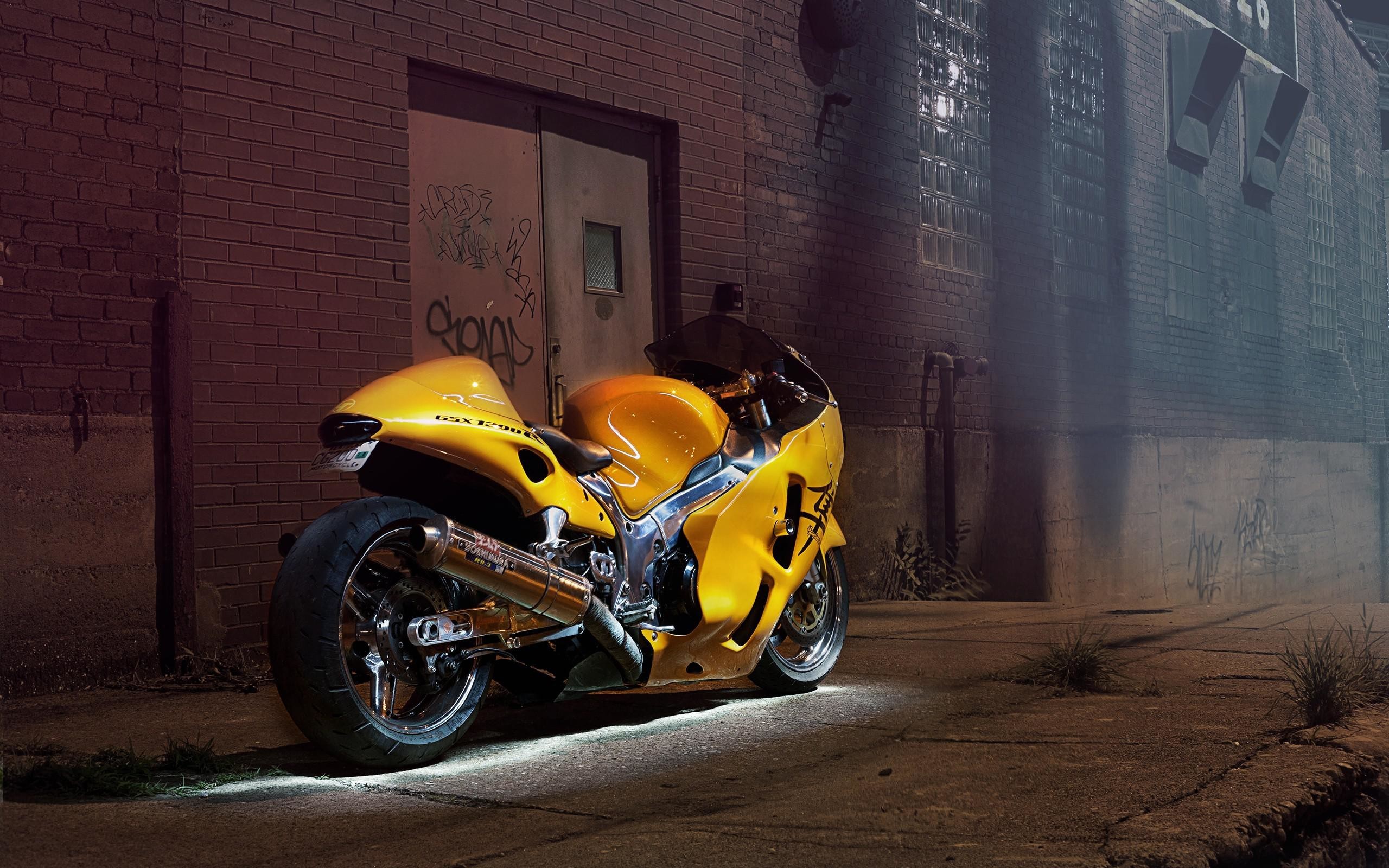 Suzuki GSXR Hayabusa wallpaper thumb 2560x1600