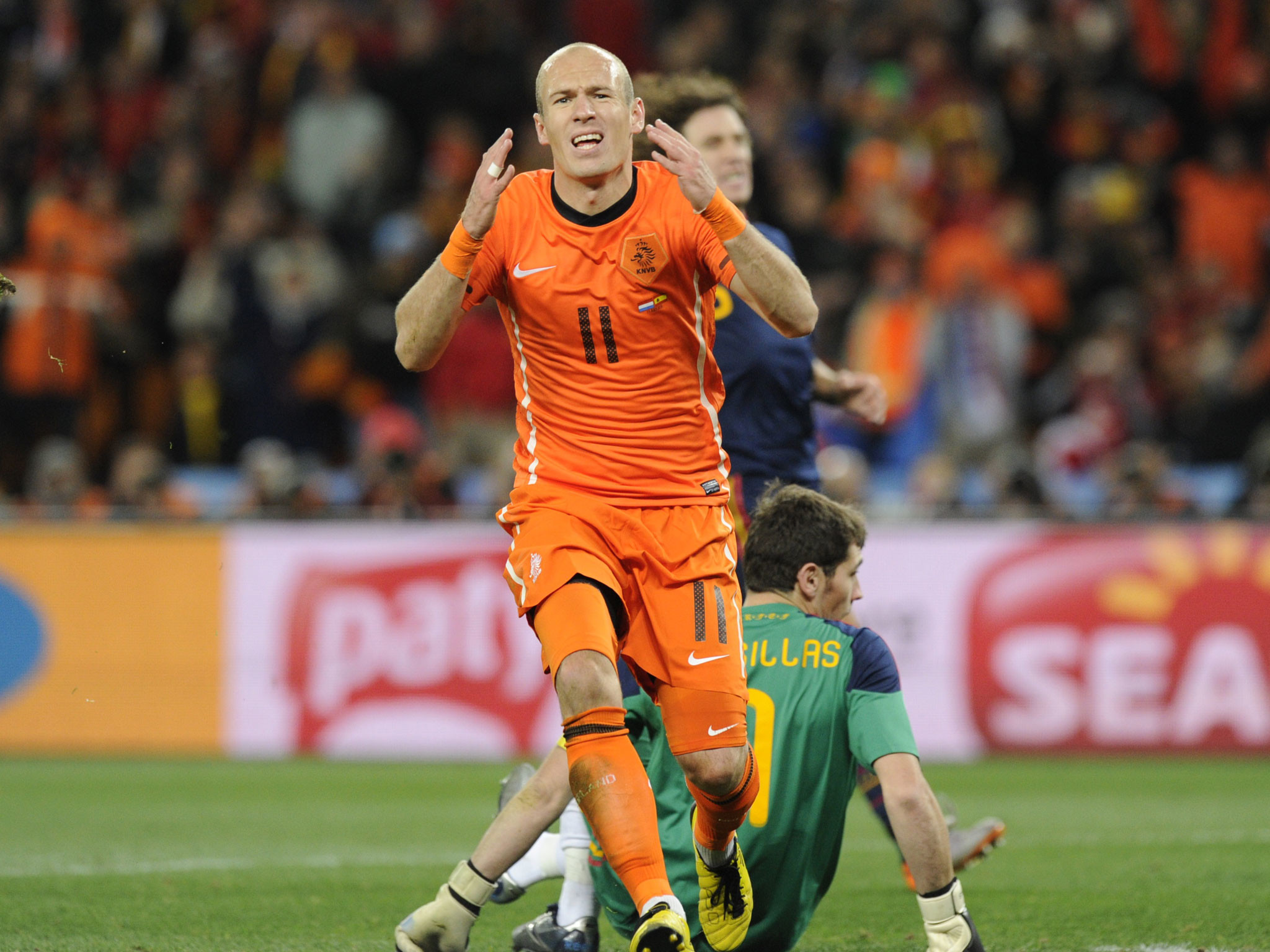 Spain v Netherlands: Arjen Robben looking for revenge against Iker Casillas  but admits World Cup final miss is 'in the past' | The Independent 2048x1536