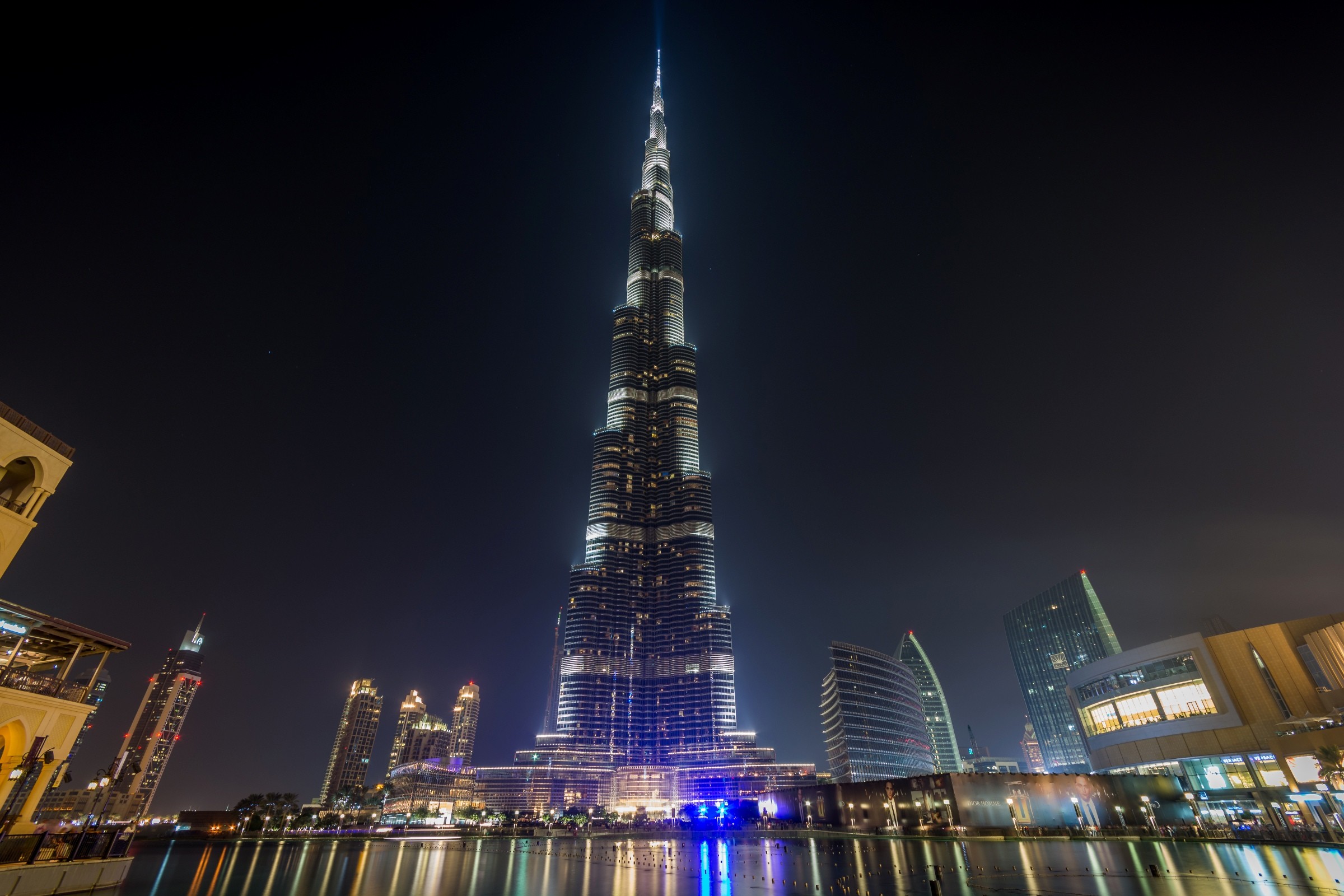 Халиф картинки. Бурдж-Халифа Дубай. Башня Бурдж Халифа в Дубае. Дубай Бурдж Халифа ночью. Дубай Бурдж Калиф.