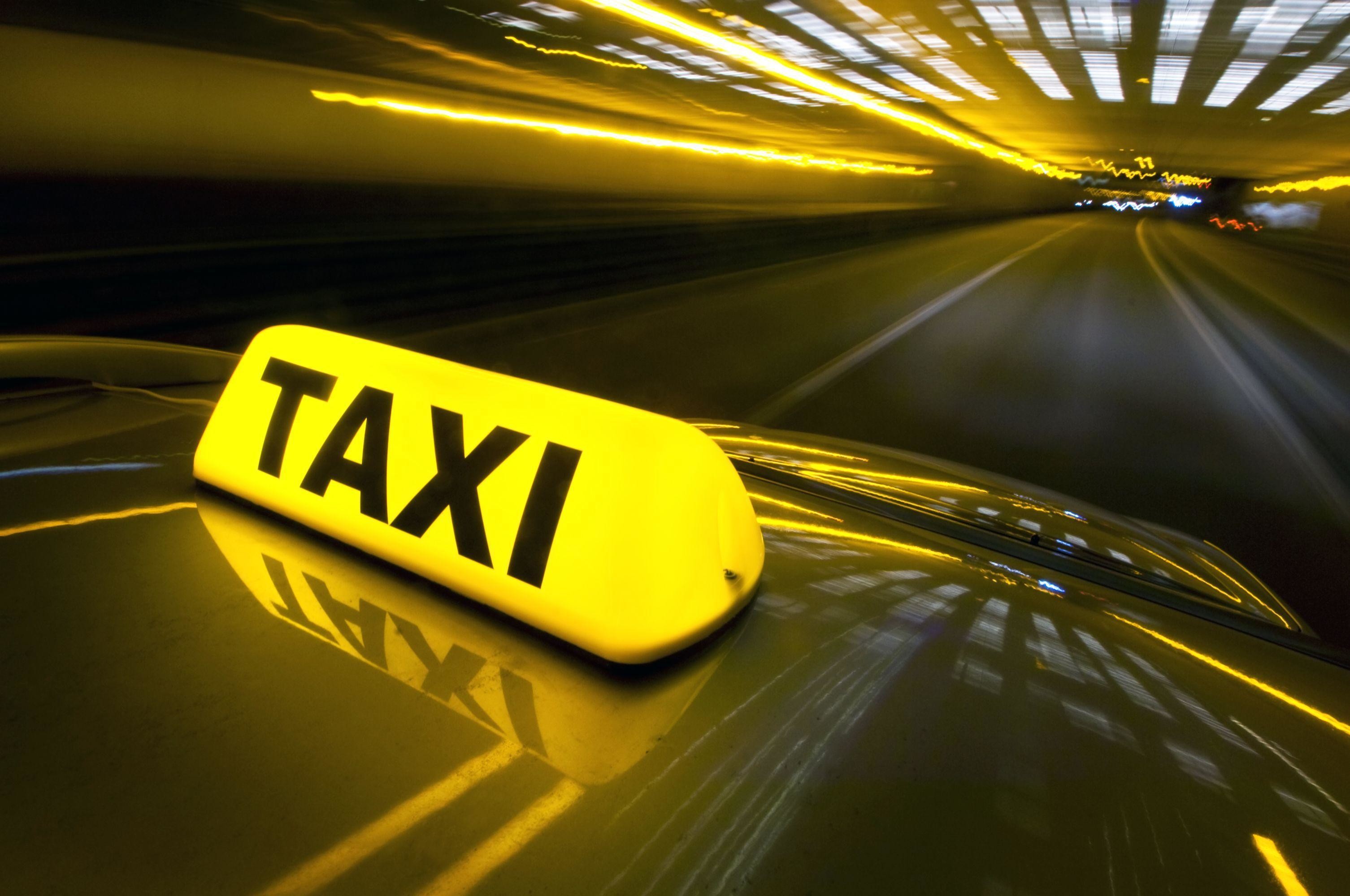 450+ Taxi Cab Pictures [HD] | Download Free Images on Unsplash