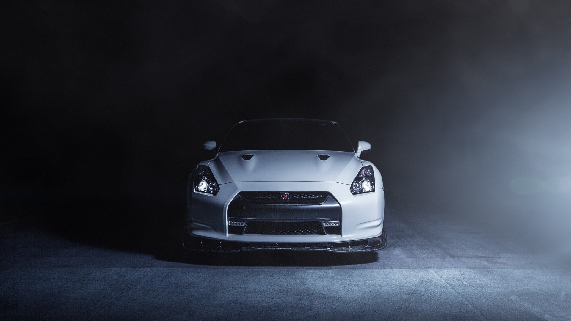 Nissan GtR R35 Wallpaper  Download to your mobile from PHONEKY