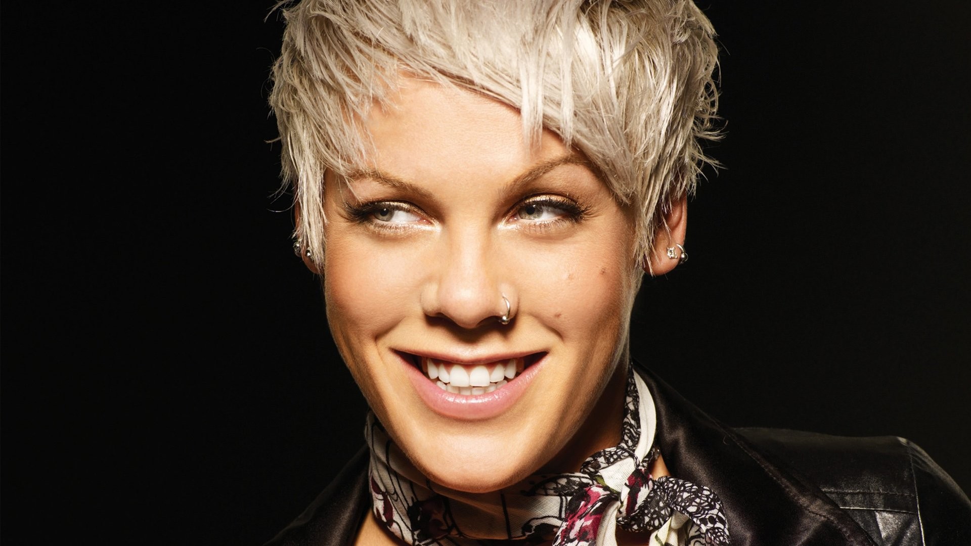 Pink The Singer Wallpaper 67 Pictures WallpaperSet