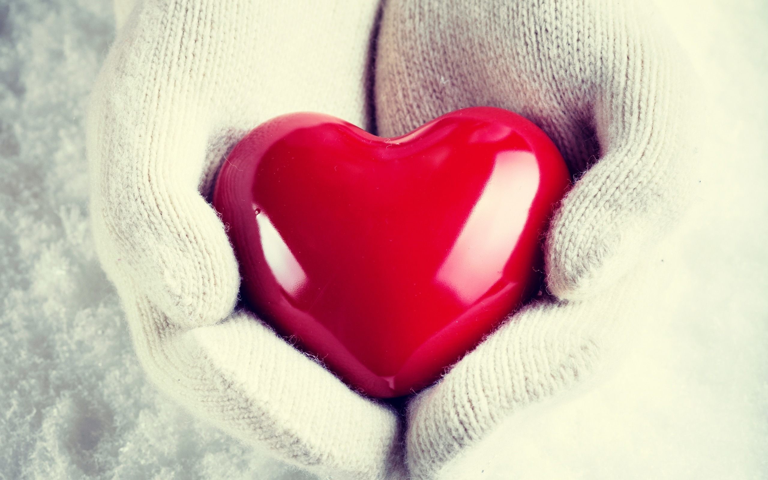 heart hands 4k ultra hd wallpaper | sharovarka | Pinterest | Heart . 2560x1600