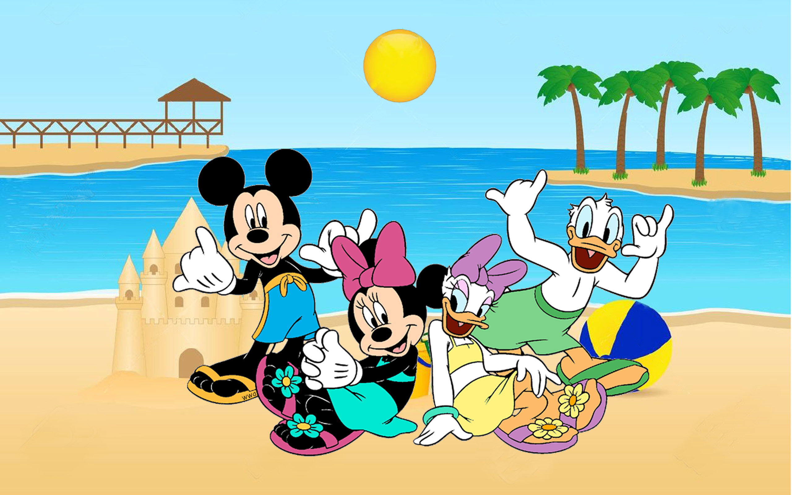 Disney story. Микки Маус лето. Микки и Плуто на пляже. Дейзи и Минни на пляже.