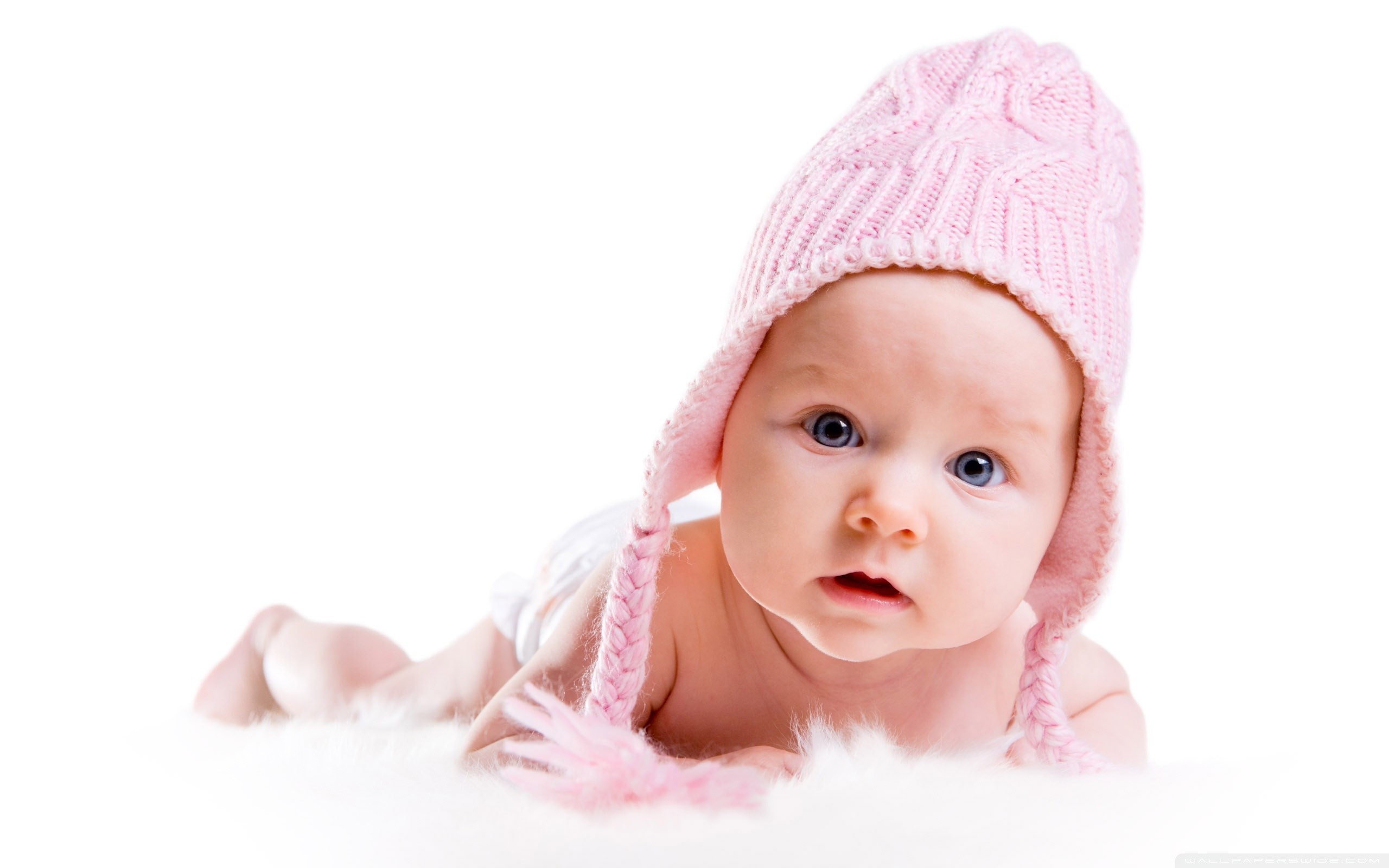 200+] Baby Girl Pictures | Wallpapers.com