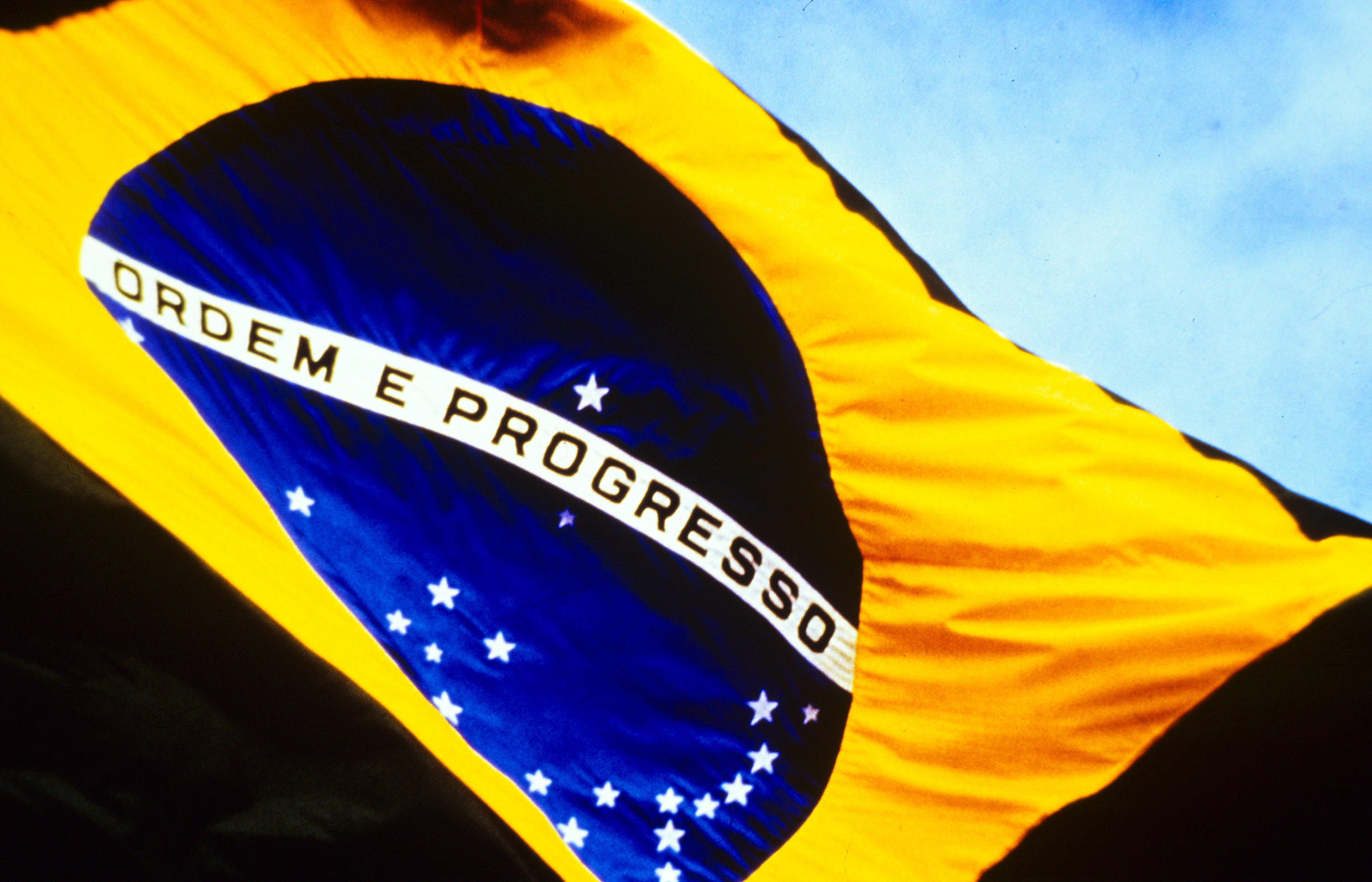 Fundo Da Bandeira Do Brasil Hd Grátis, Brasil, Bandeira, Fundo Do Brasil  Imagem de plano de fundo para download gratuito