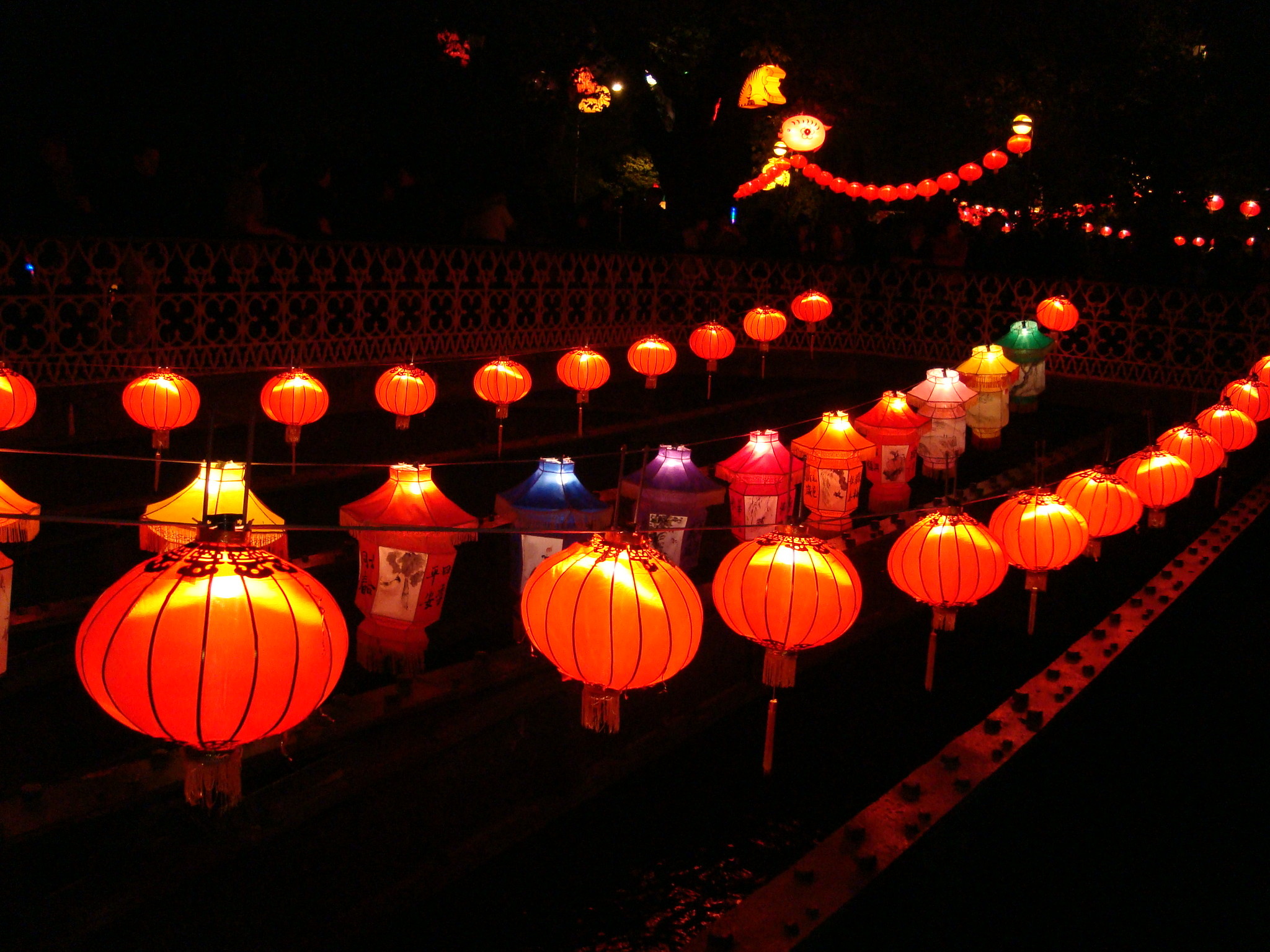 Lantern-Festival-China_china-new-year_lantern_trip_hottrip_travel_festival_china_hottrip1.jpg  (2048Ã1536) 2048x1536